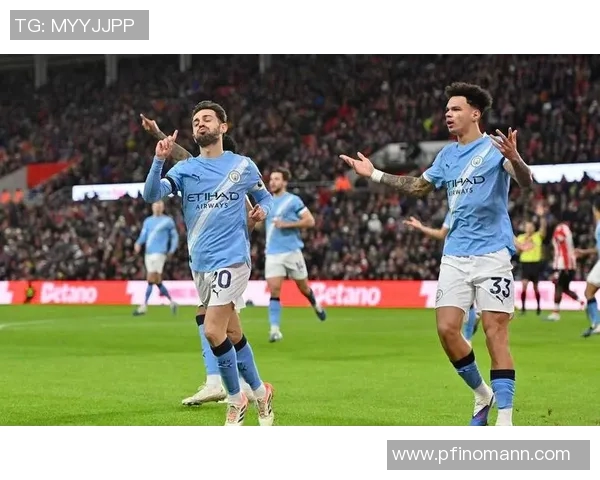 利兹联主场迎战曼城展现英超激烈对抗与精彩瞬间