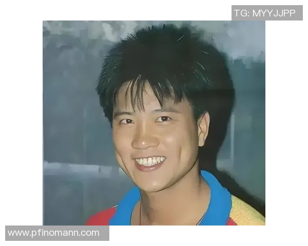 武汉足球队的蜕变之旅:从辉煌到重生的纪实探索